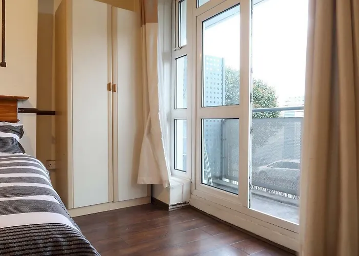 London Condos for Rent
