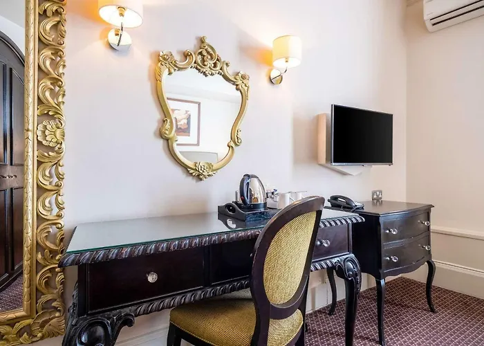 Windsor hotels near LEGOLAND Windsor Resort