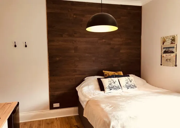 Maritime Pods Hotel Portsmouth
