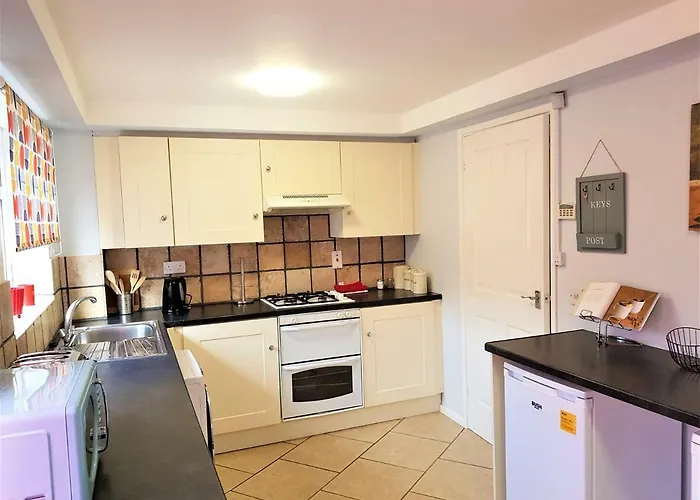 Holiday Cottages in Nottingham
