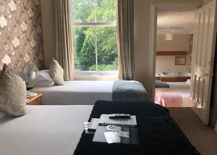 York hotels near York Cold War Bunker